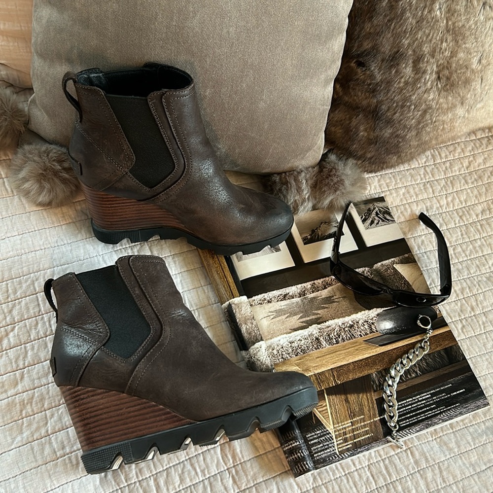 Sorel Joan Uptown Waterproof Leather Chelsea Boots 8 women’s
